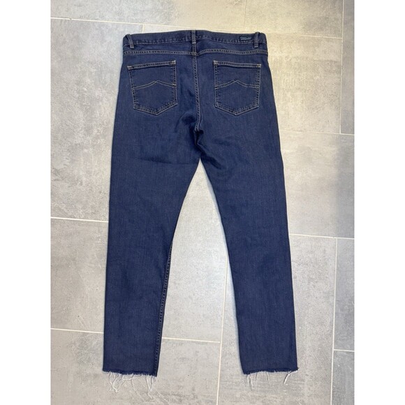 Patagonia Jeans Womens 31 Blue Slim Fit Mid Rise Dark Wash Stretch Denim Raw Hem - Picture 9 of 11